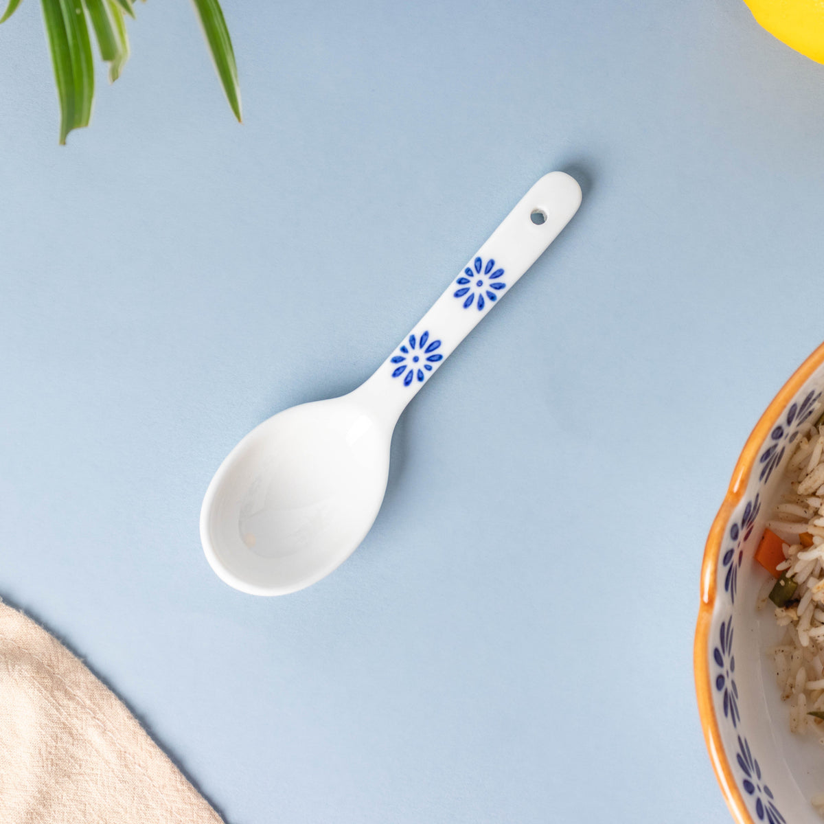 Blue Daisy Soup Spoon Nestasia
