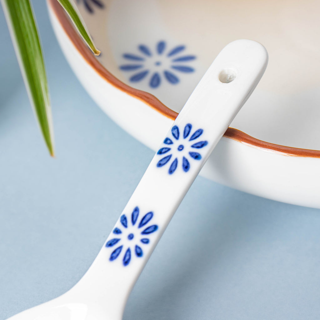 Blue Daisy Soup Spoon Nestasia