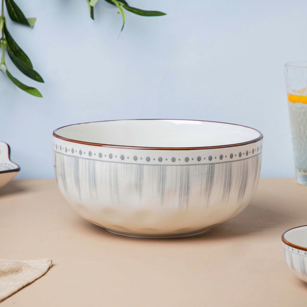 Dainty Patterned Serving Bowl 7.5 Inch 1200 ml Nestasia