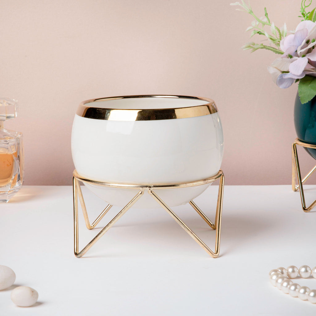 Eclat Ceramic White Planter With Stand Large Nestasia