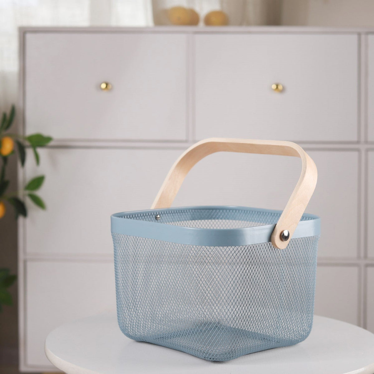 Metal Mesh Fruit Basket With Handle Nestasia