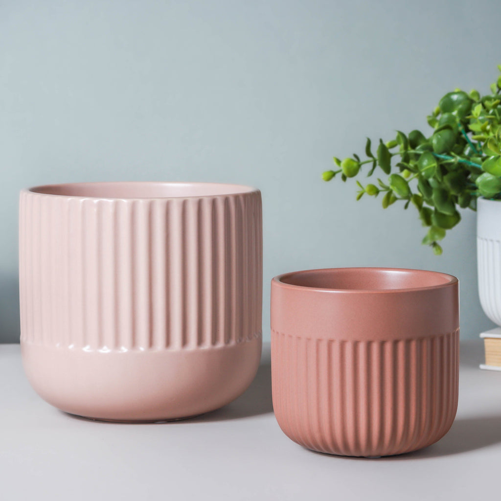 Ribbed Flower Pot Nestasia