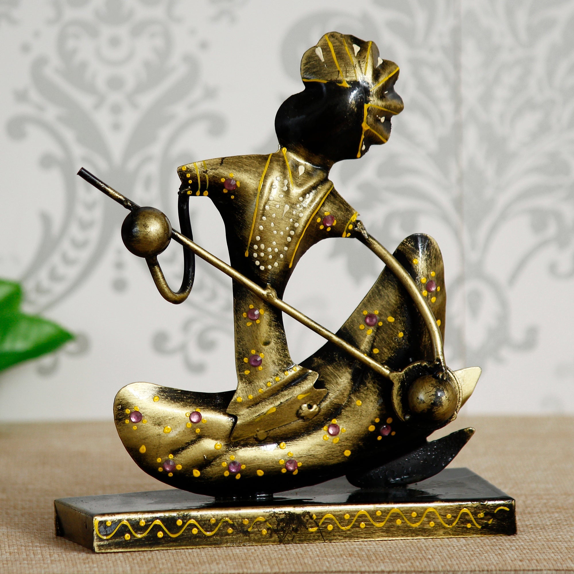 Iron Tribal Man Figurine with Paghdi Playing Banjo Musical Instrument Decorative Showpiece (Golden and Black) Kafalo