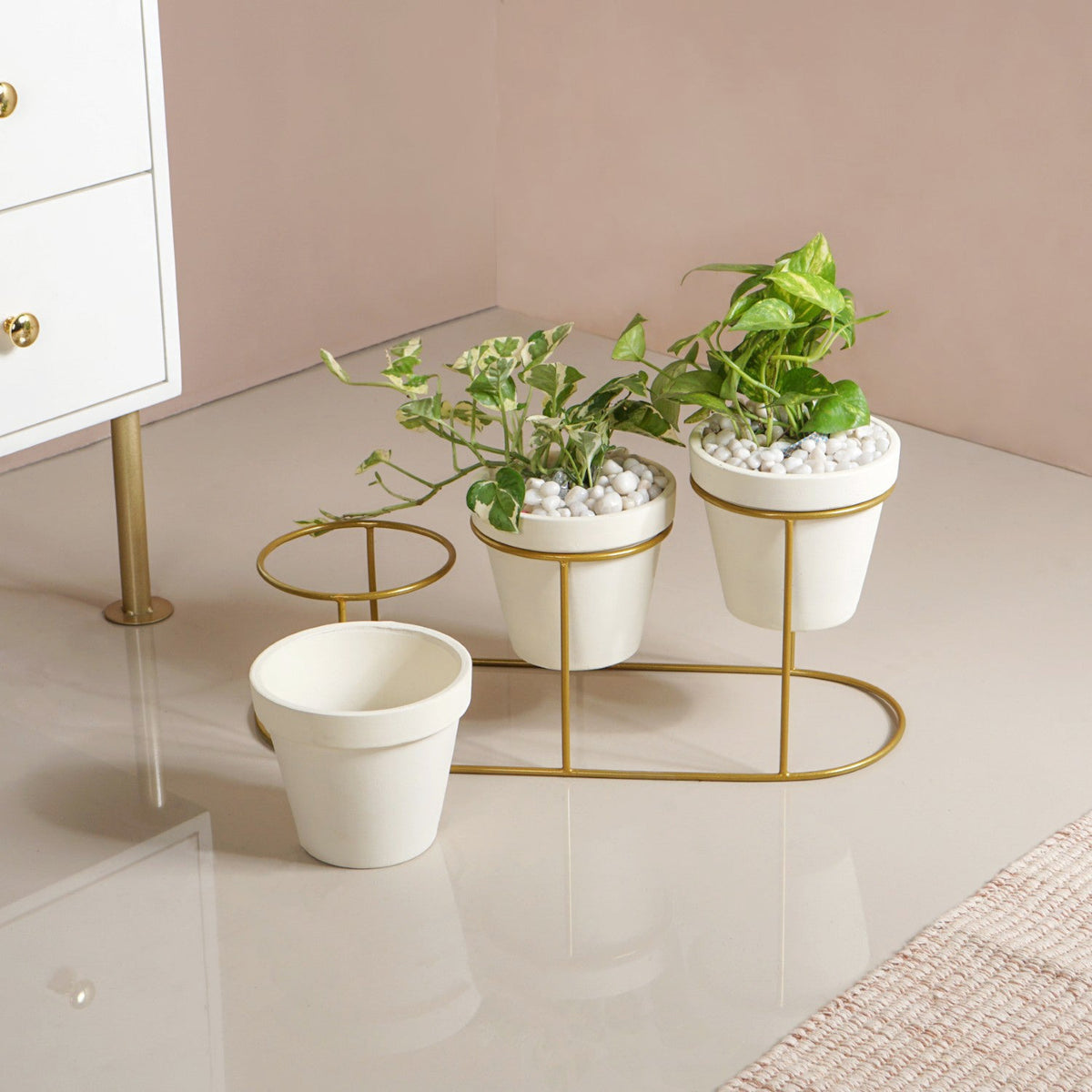 TerraGold Planters With Metal Stand Cream White Nestasia