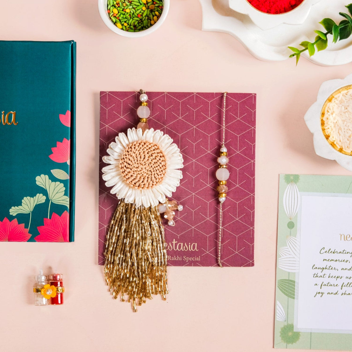 Ivory Daisy Rakhi And Lumba Gift Set Nestasia