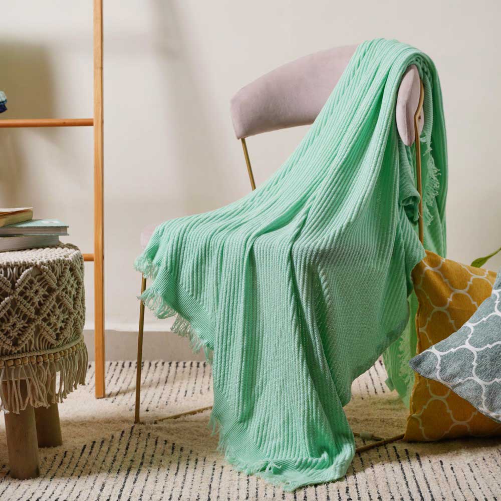 Frilled Mint Throw Nestasia