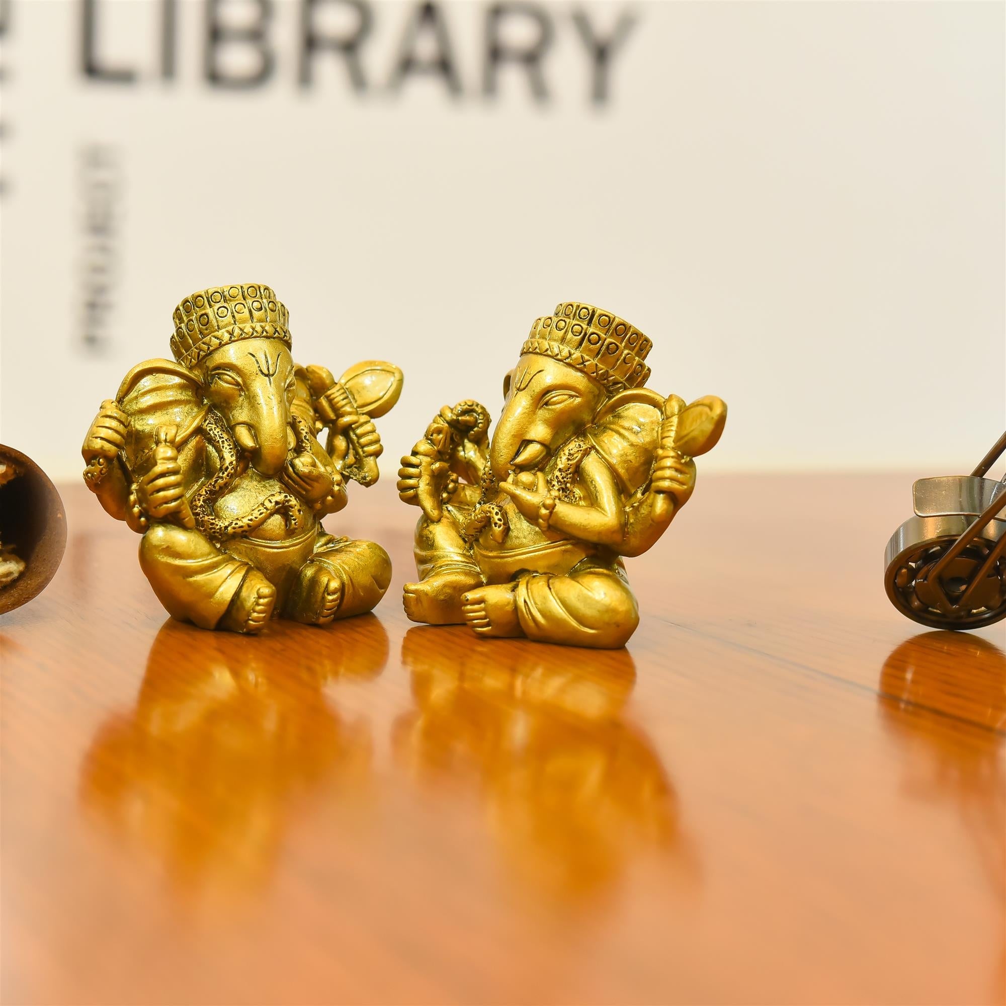 Polyresin Lord Sitting Ganesha Idol (3 Inch) Vedansh Craft