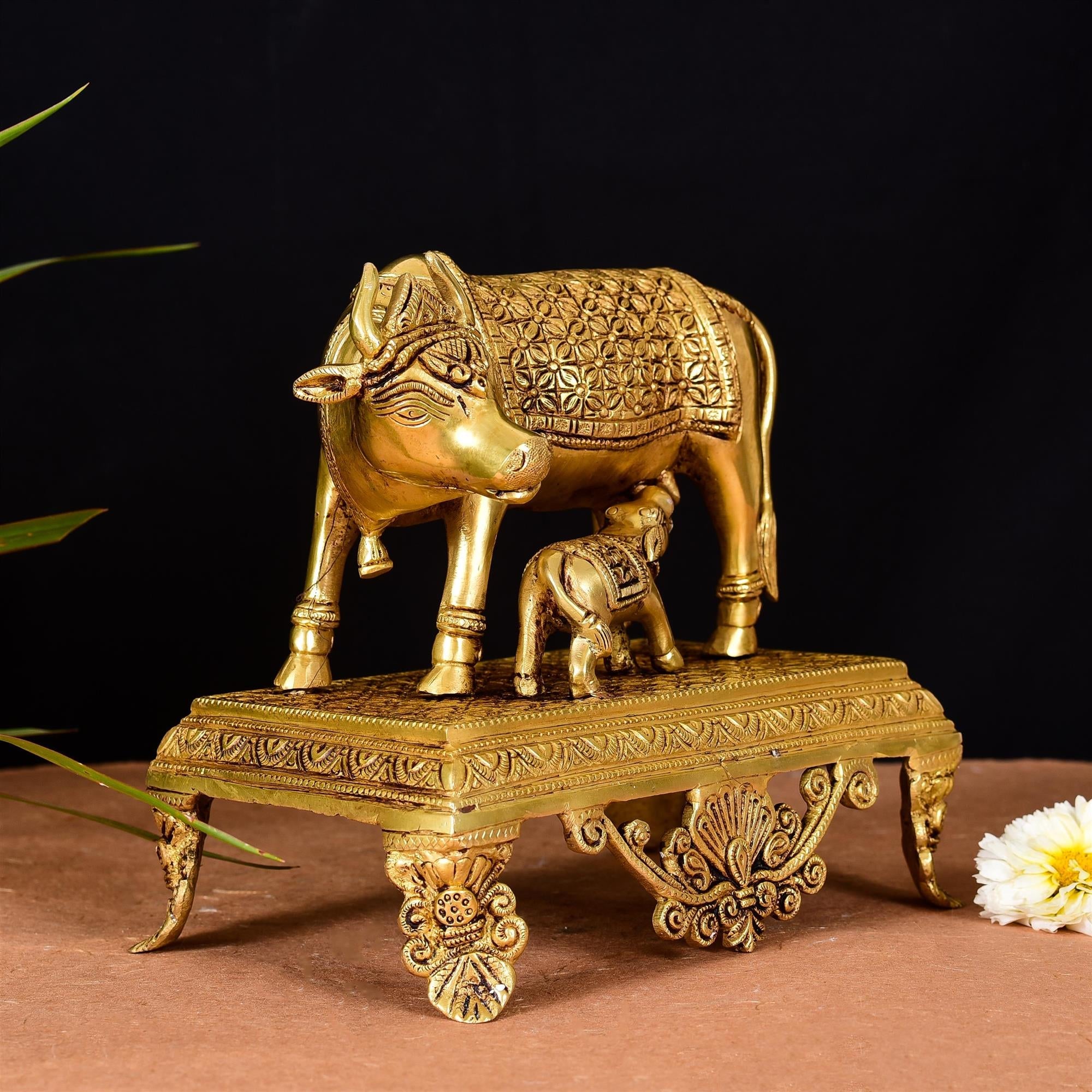 Brass Superfine Kamdhenu Cow With Calf Idol (7.5 Inch) Vedansh Craft
