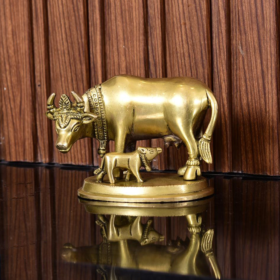 Brass Kamdhenu Cow With Calf Idol (3.5 Inch) Vedansh Craft
