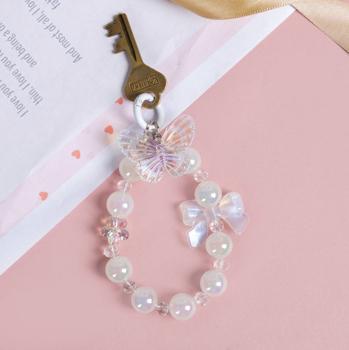 Snowfall Charm Keychain Nestasia
