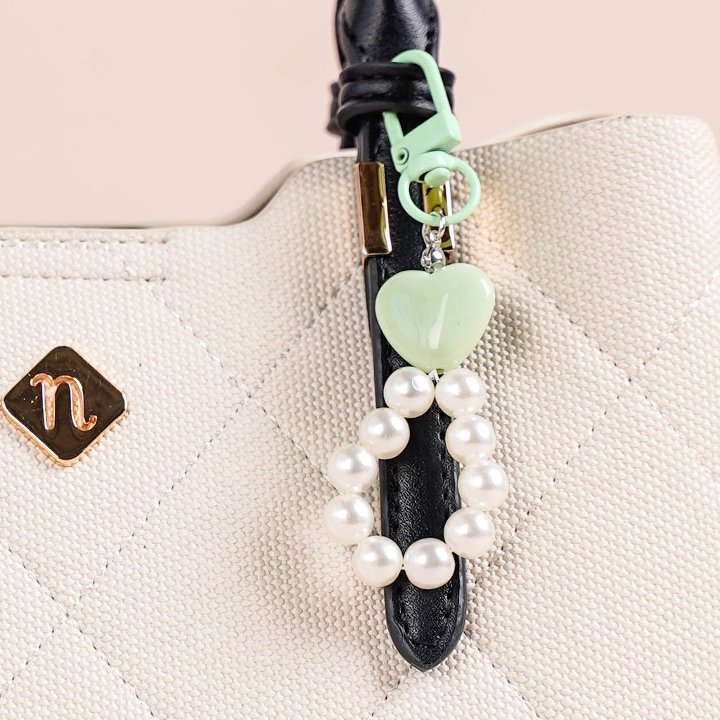 Green Sweetheart And Pearl Keychain Nestasia