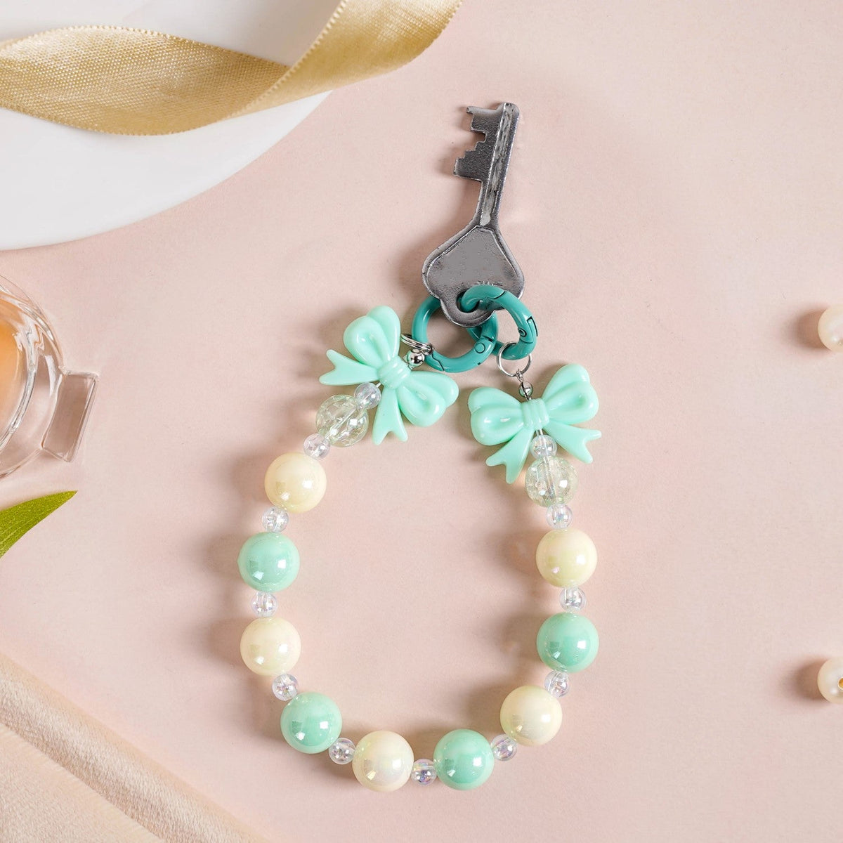 Bows And Beads Keychain Mint And White Nestasia