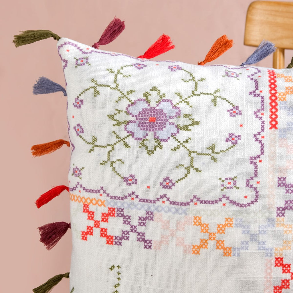 Kitsch Floral Cotton Cushion Cover 46x46cm Nestasia