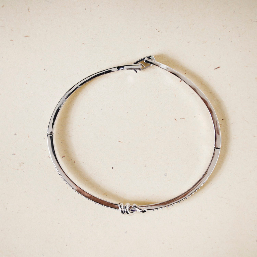 Knotted Glamour Silver Cuff Bracelet Nestasia