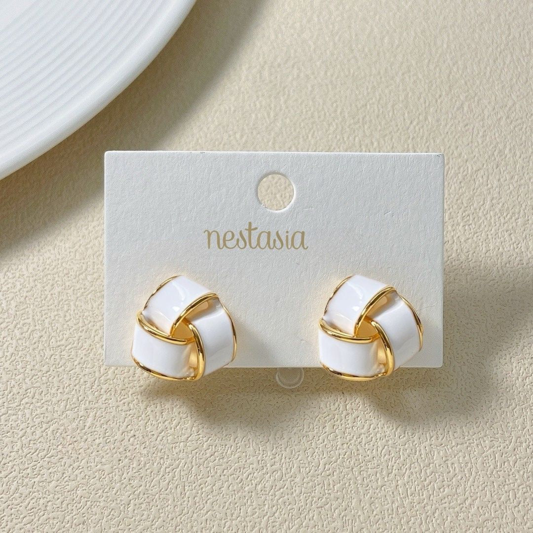 Knotted Style Stud Earrings White Nestasia