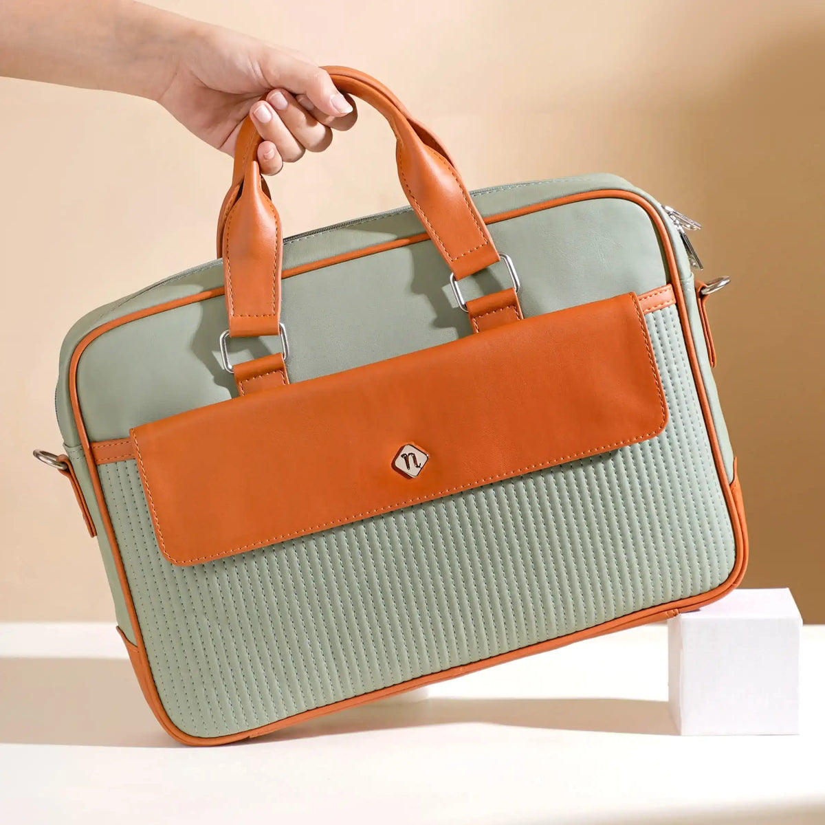 La Fusion Vegan Leather Laptop Organiser Bag 14" x 10" Nestasia