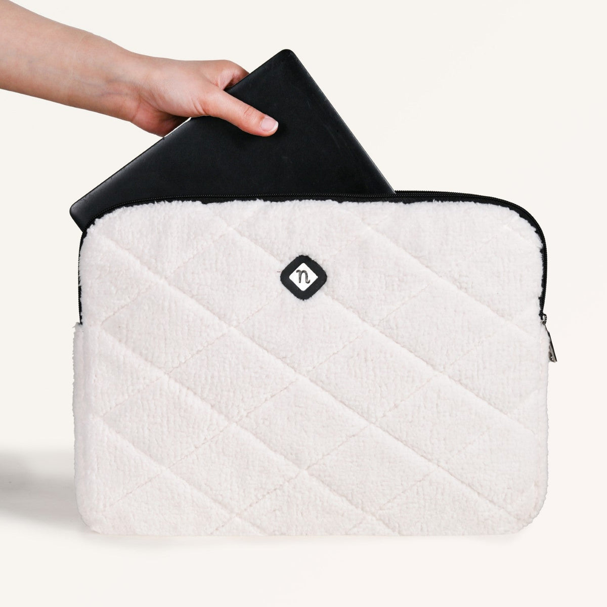 Luma Laptop Sleeve Nestasia
