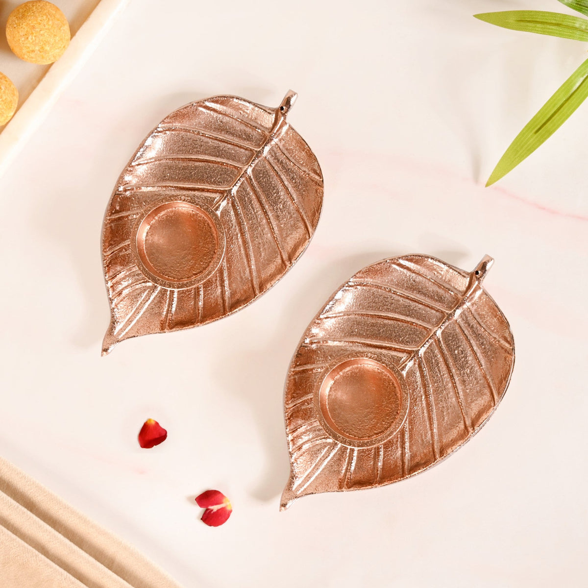 Luxe Metal Leaf Tealight And Incense Holder Set Of 2 In Festive Gift Box Nestasia