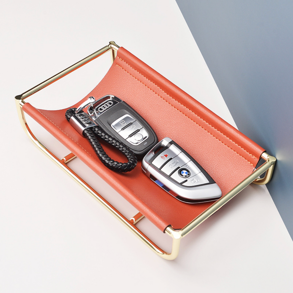 Leather Valet Nestasia