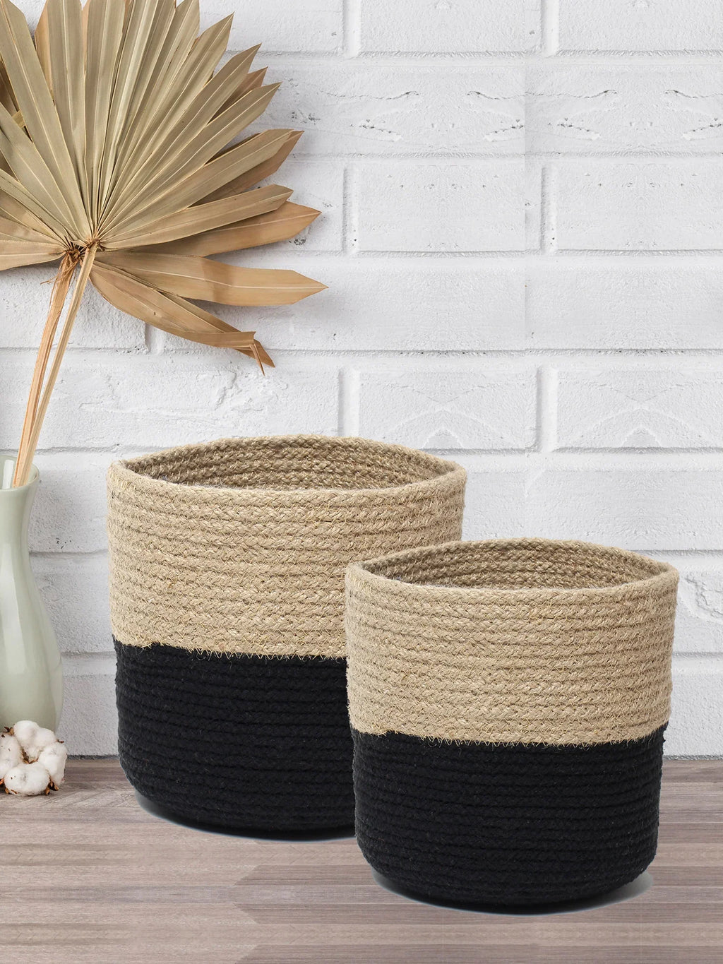 Set of 2 Neutral Jute Basket for Plants and Organizing Needs