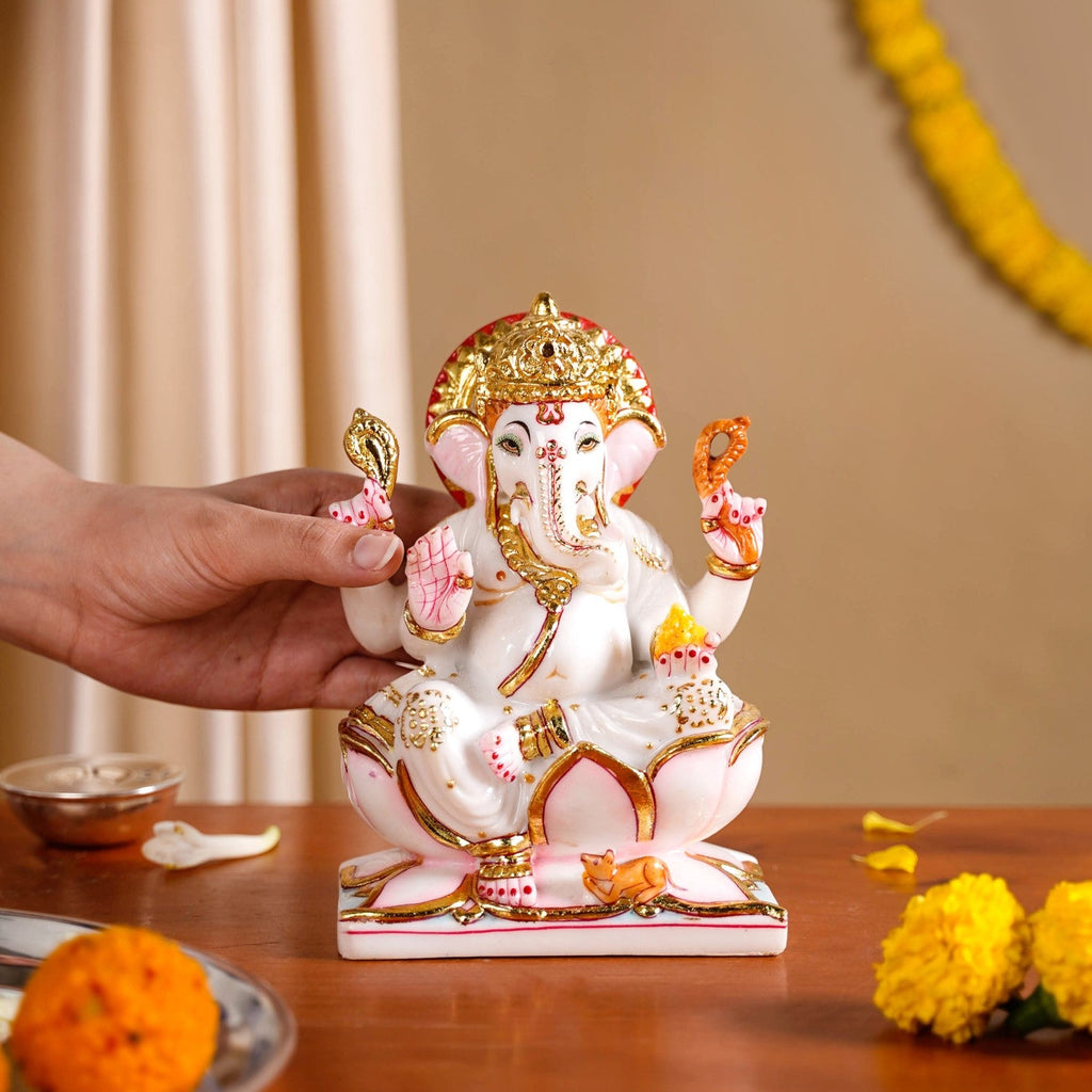 Lord Ganesha On Lotus Idol 17x12cm Nestasia