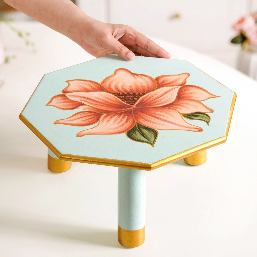 Lotus Royale Mango Wood Octagon Riser Nestasia
