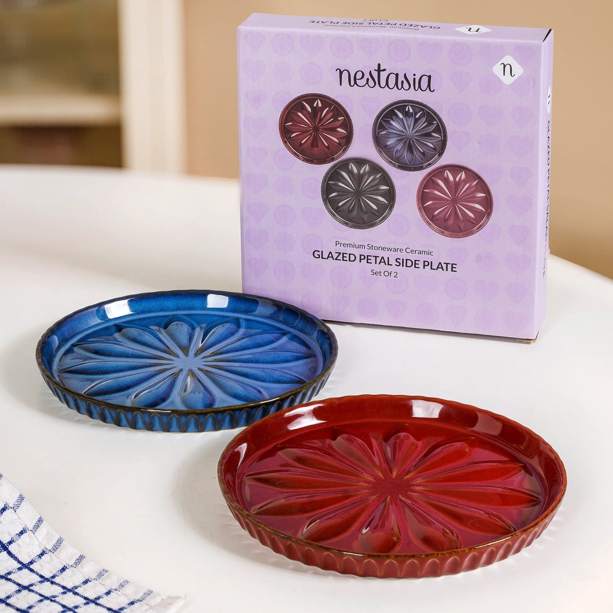3D Flower Embossed Salad Plate Set Of 2 Red Blue 19cm Nestasia
