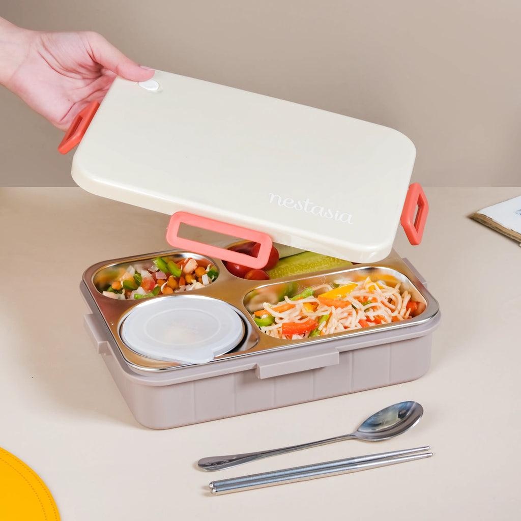 Insulated Bento Lunch Box With 4 Sections 900ml Nestasia