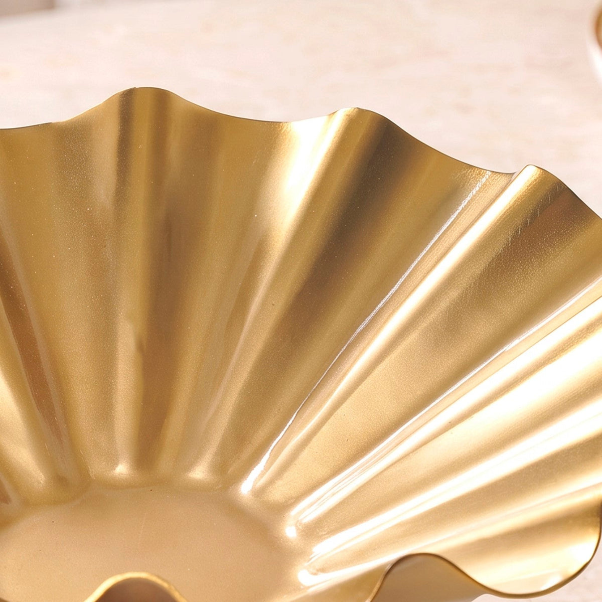 Ripple Luxe Bowl With Pedestal 32cm Nestasia