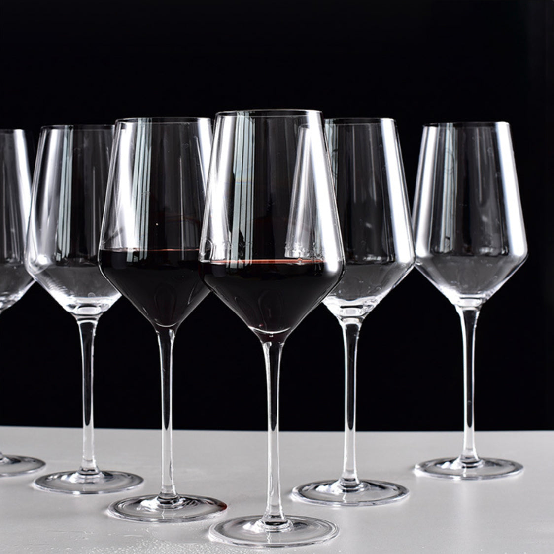 Classic Wine Glass Set of 4 Nestasia