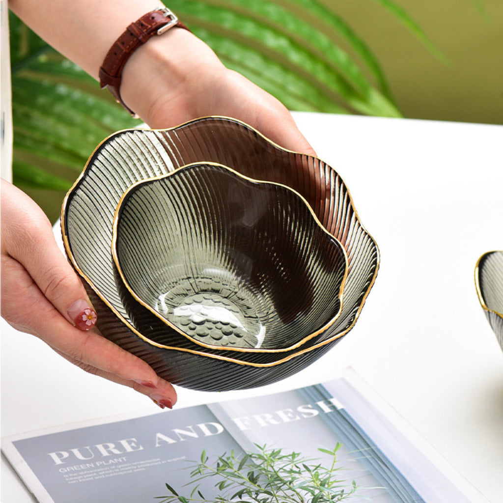 Wavy Glass Side Bowl Grey Nestasia