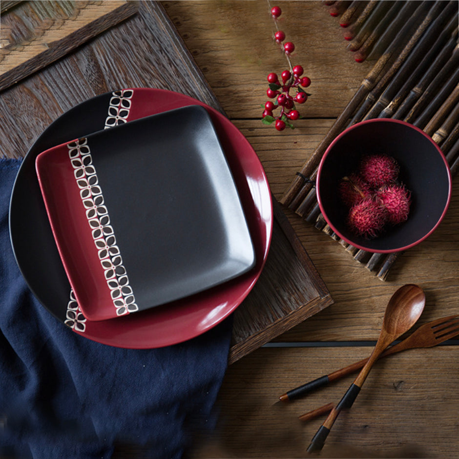 Carmine Red and Black Dinner Plate 11 Inch Nestasia
