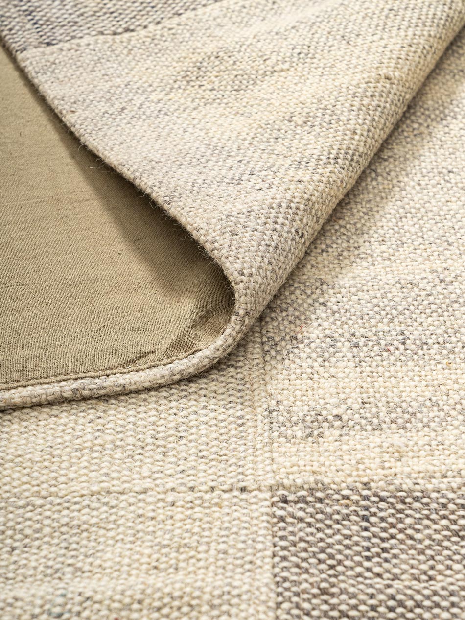 Mero Wool Patch Rug Contrast Living