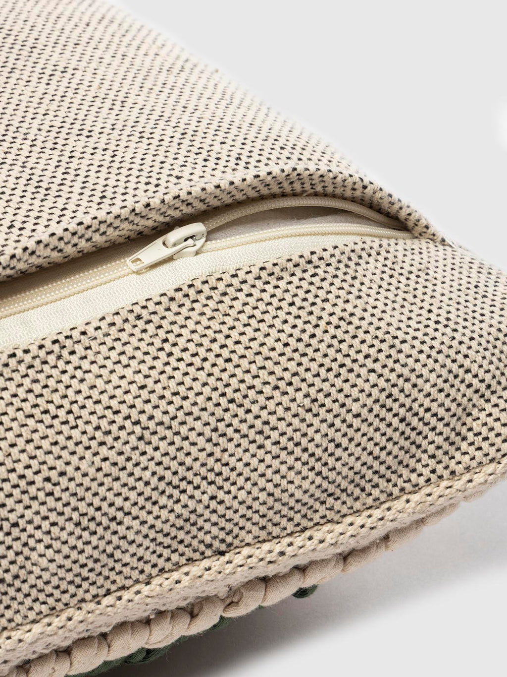 Reissner Cushion Cover Contrast Living