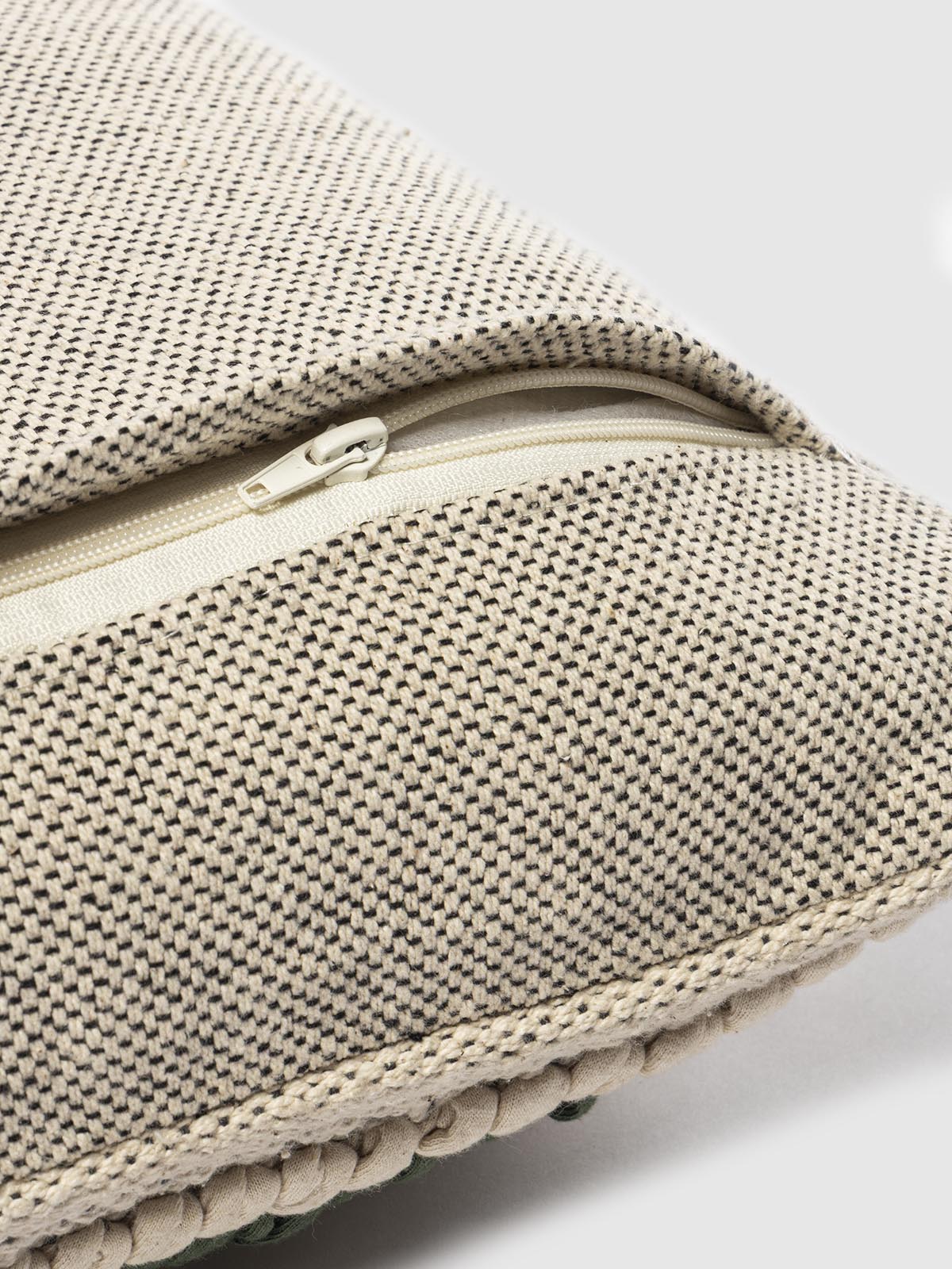 Reissner Cushion Cover Contrast Living