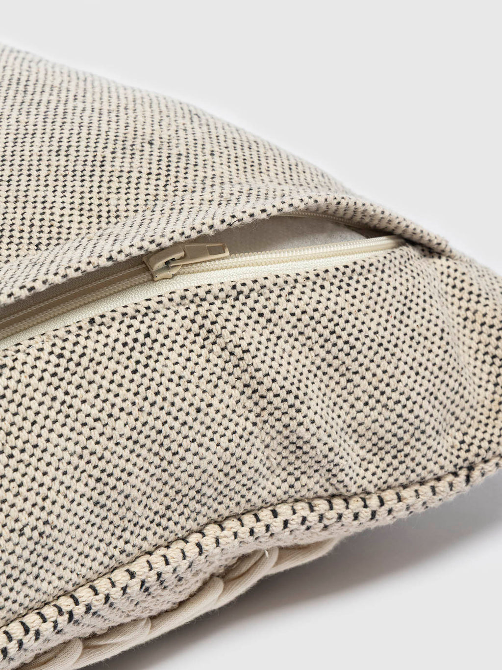 Chronon Cushion Cover Contrast Living