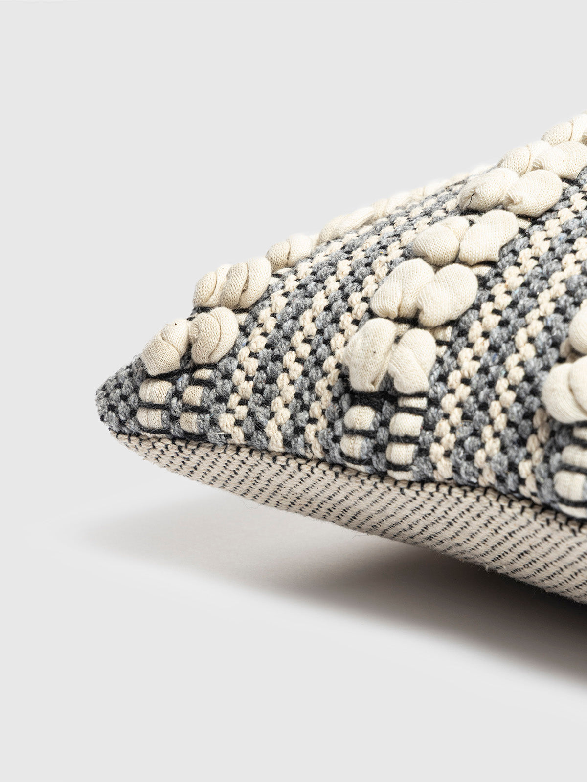Elata Cushion Cover Contrast Living