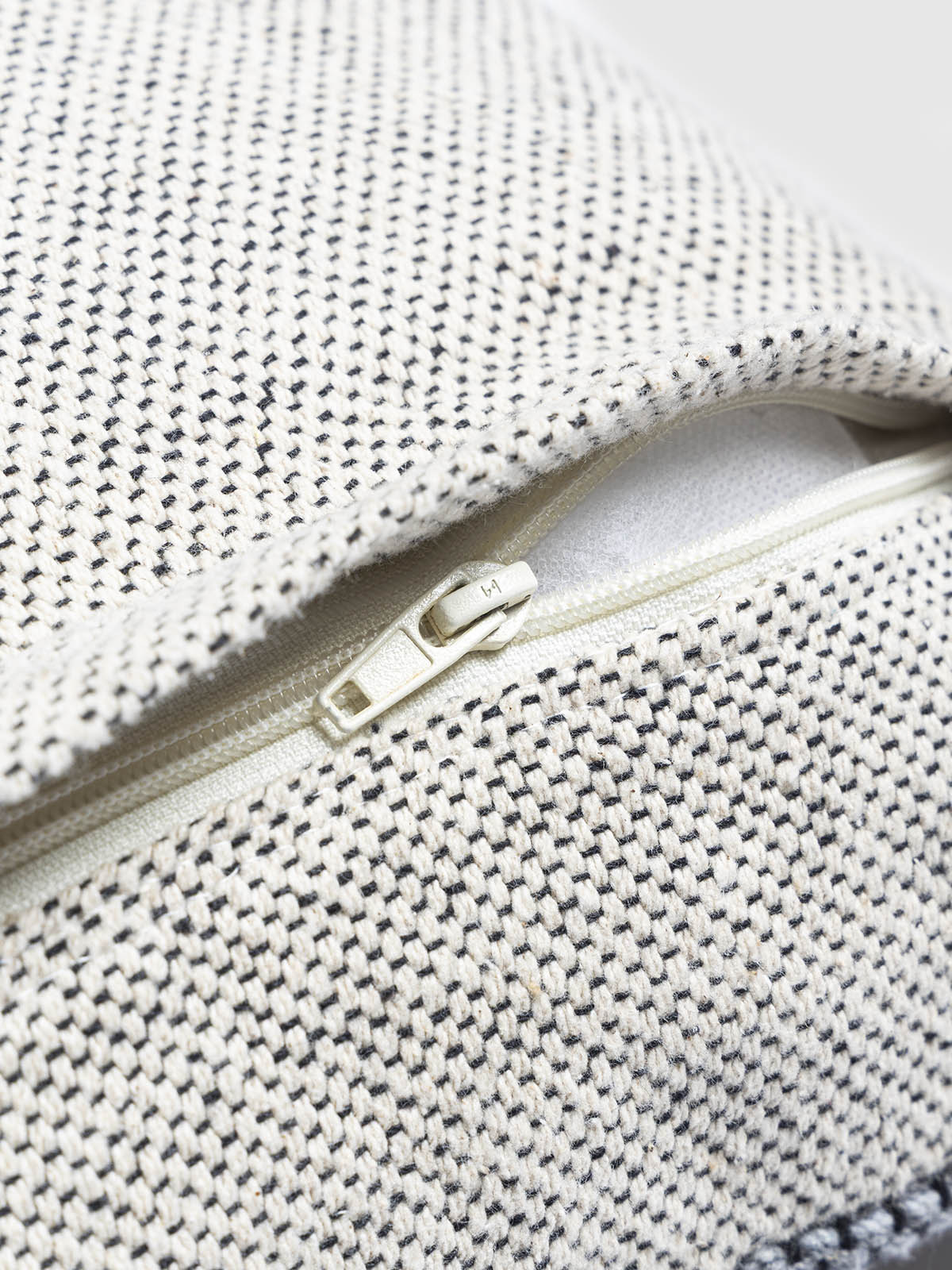 Elata Cushion Cover Contrast Living