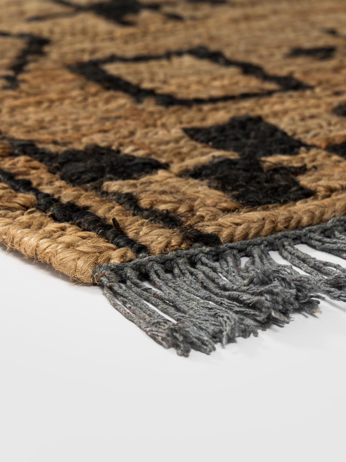 Malimbu Jute Floor Mat Contrast Living