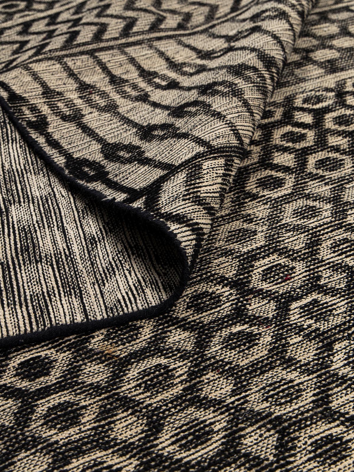Cressida Wool Knotted Carpet Contrast Living