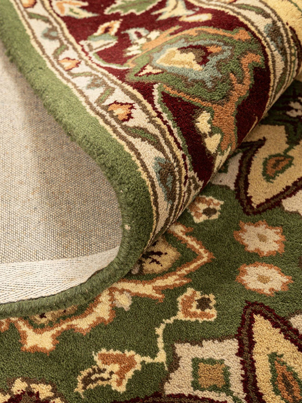 Madhuwan Wool Tufted Carpet Contrast Living