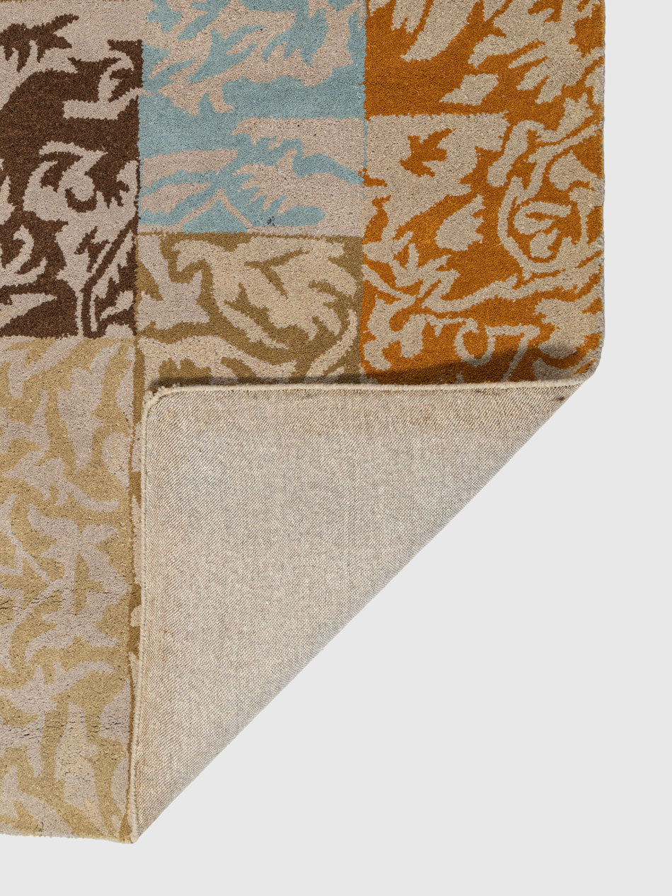 Beteni Wool Tufted Carpet Contrast Living