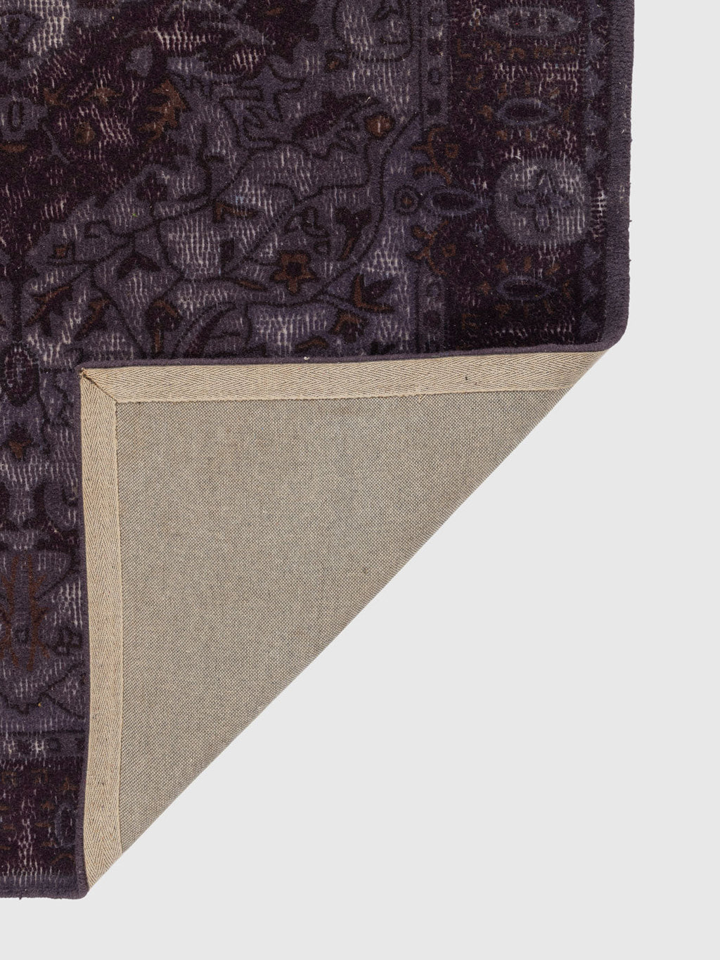 Sanchi Wool Tufted Carpet Contrast Living