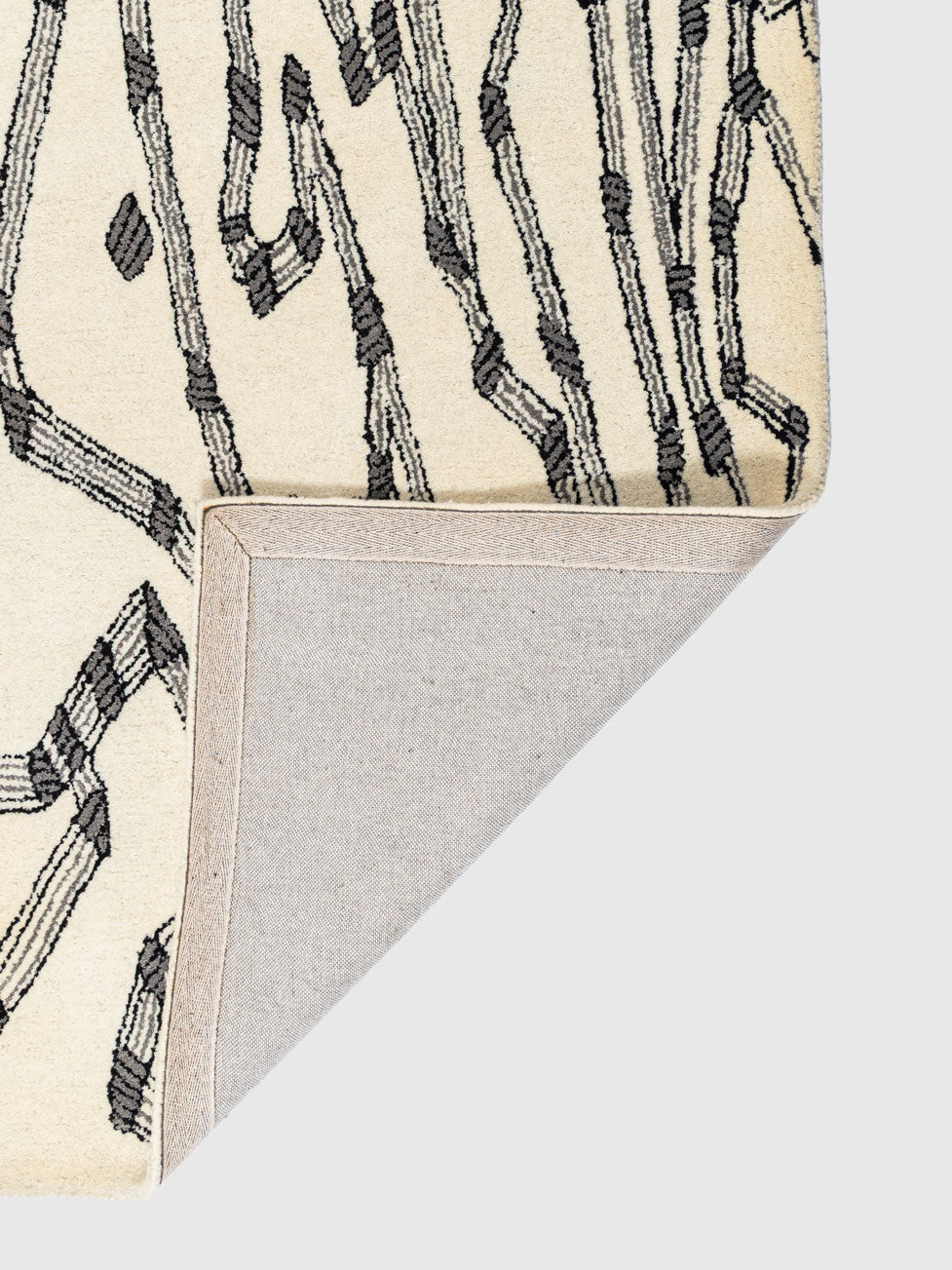 Bakhra Wool Tufted Carpet Contrast Living