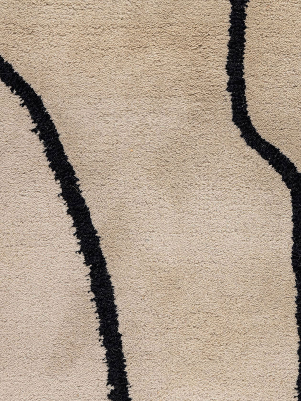 Manthali Wool Tufted Carpet Contrast Living