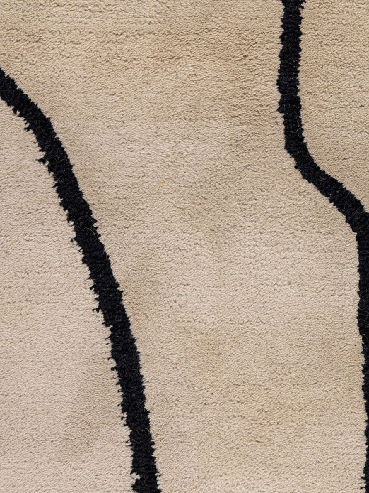 Manthali Wool Tufted Carpet Contrast Living