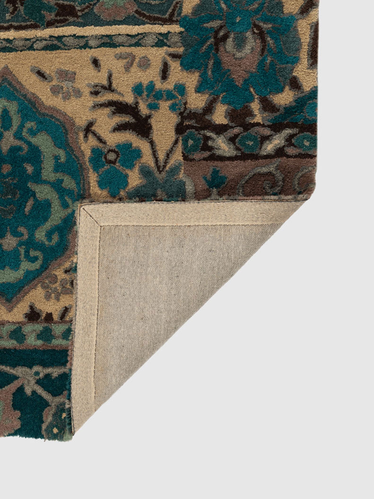 Bideha Wool Tufted Carpet Contrast Living