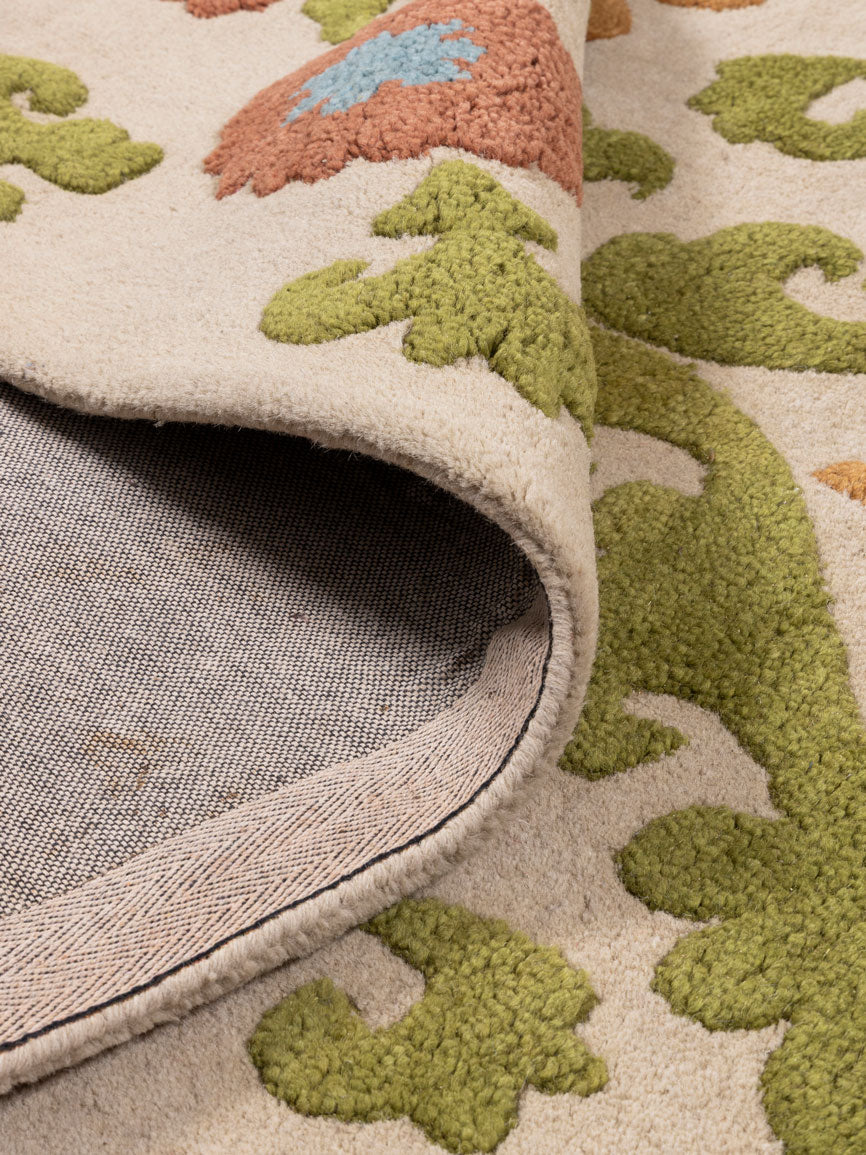 Kisona Wool Tufted Carpet Contrast Living