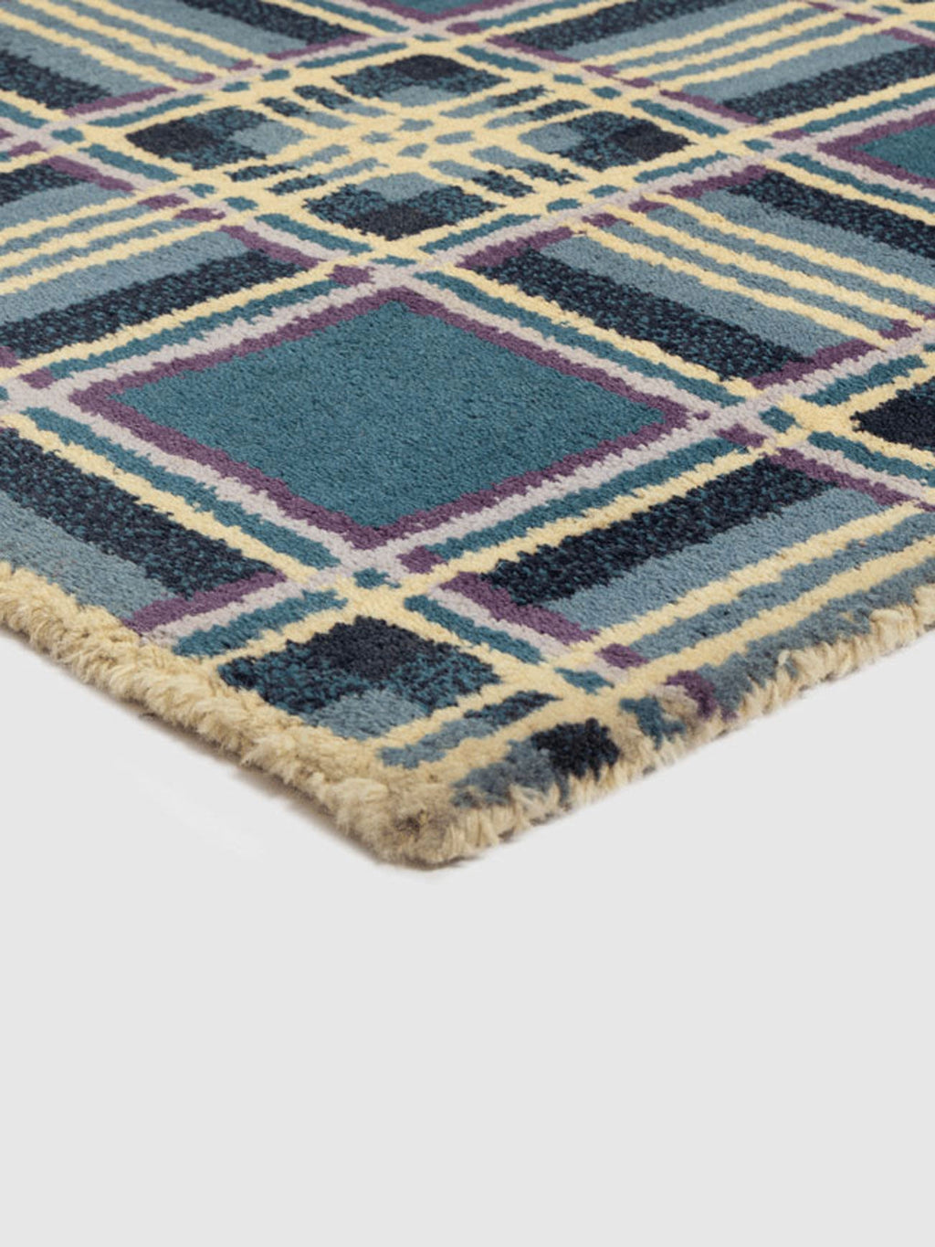 Sitganga Wool Tufted Carpet Contrast Living