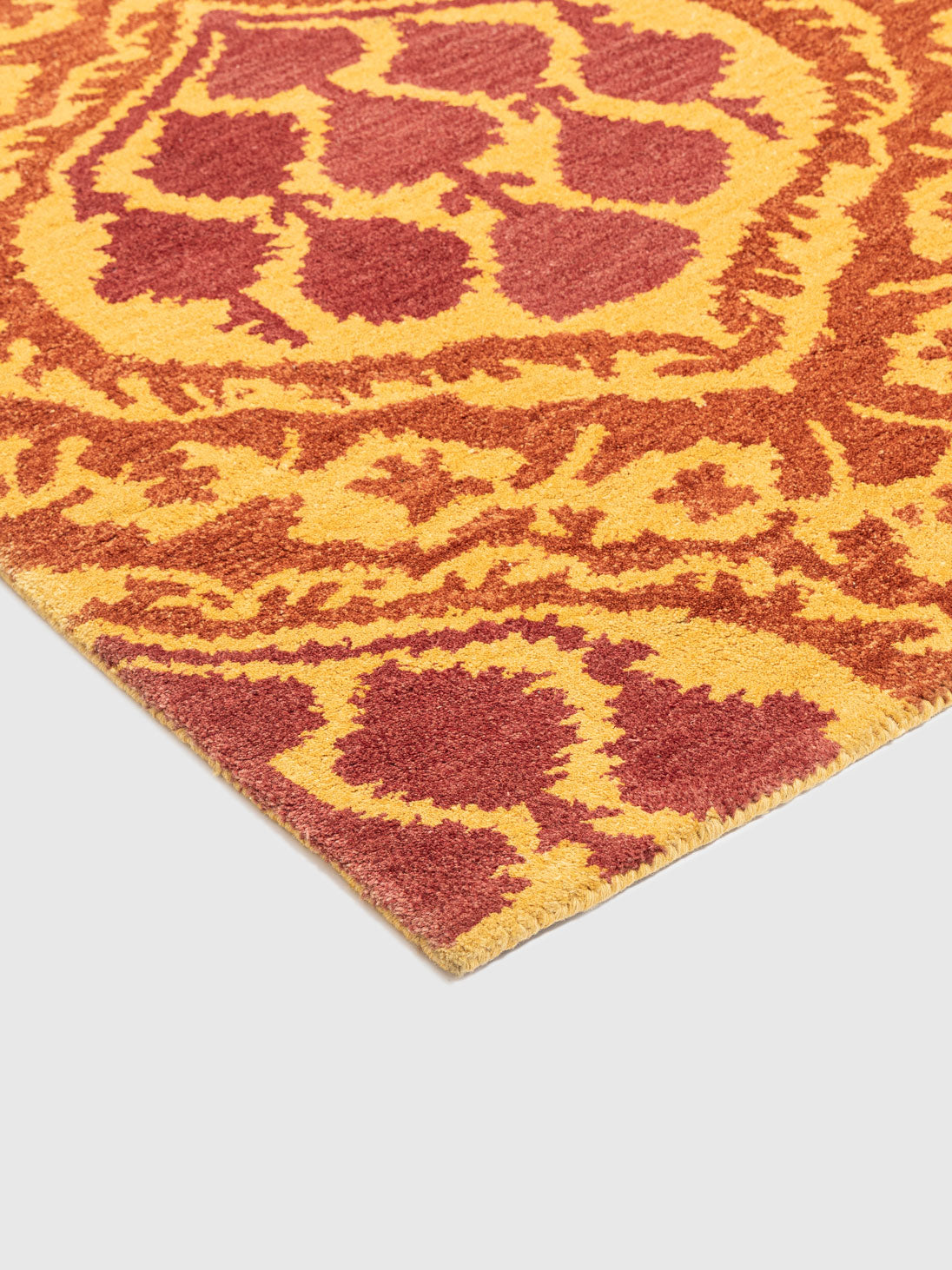 Domka Wool Tufted Carpet Contrast Living
